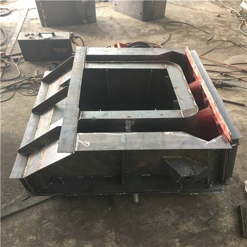 铭银模具 阶梯式挡土墙模具 水泥预制景观挡土墙 耐潮湿耐盐酸